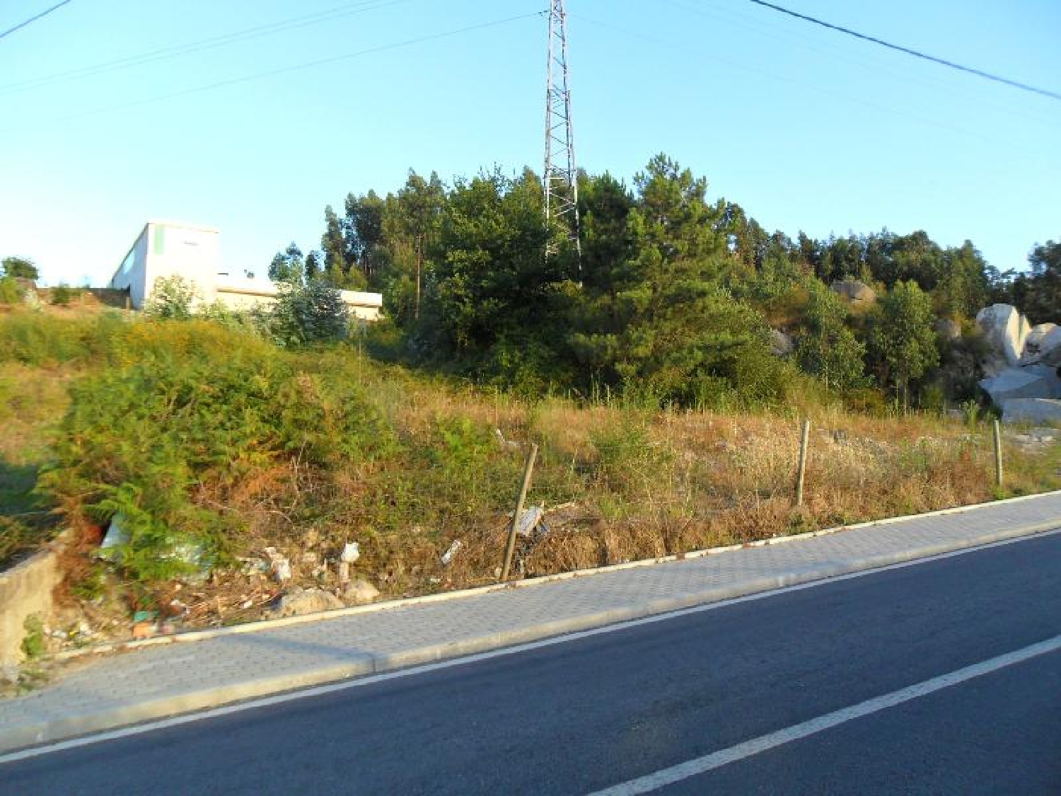  à venda terreno Ronfe Guimarães 1