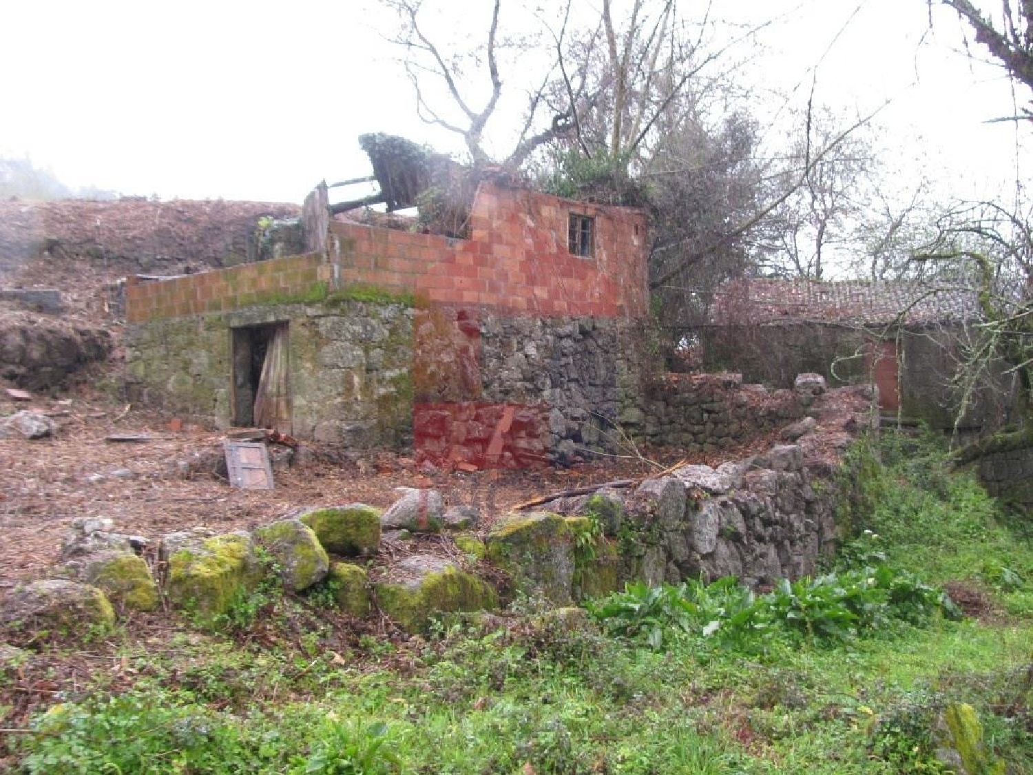 à venda terreno Sá Vila Verde 2