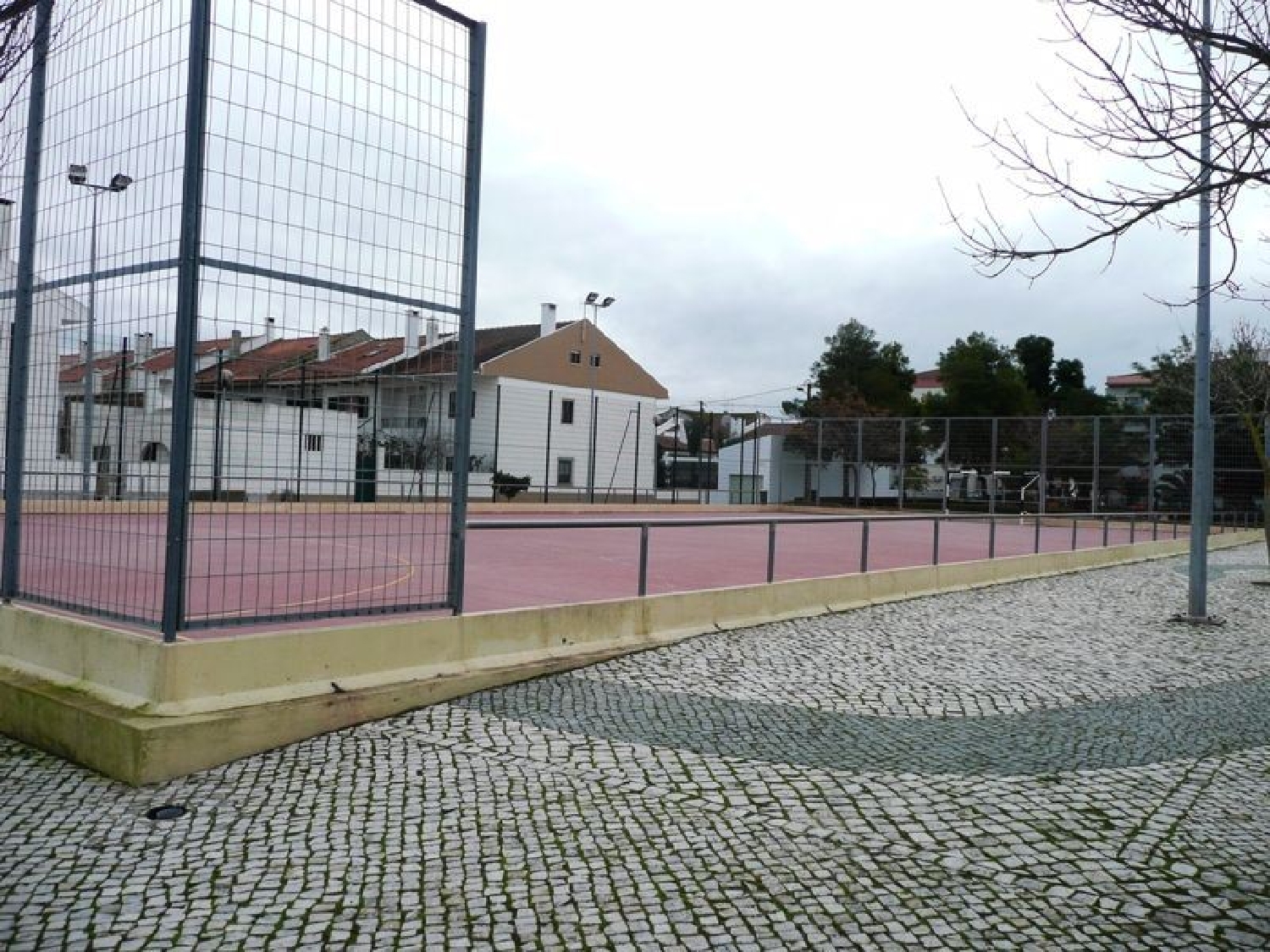 te koop terrein Samora Correia Benavente 3