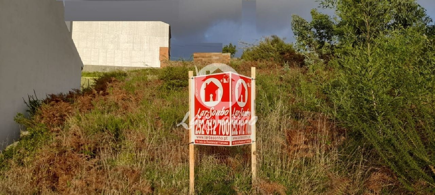 te koop terrein Santiago do Bougado Trofa 3