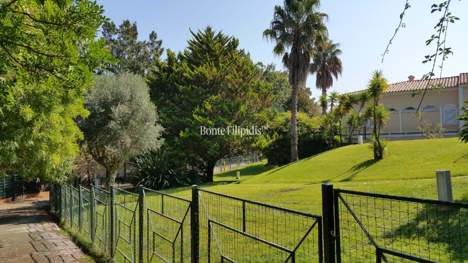  for sale villa Almada Almada 3