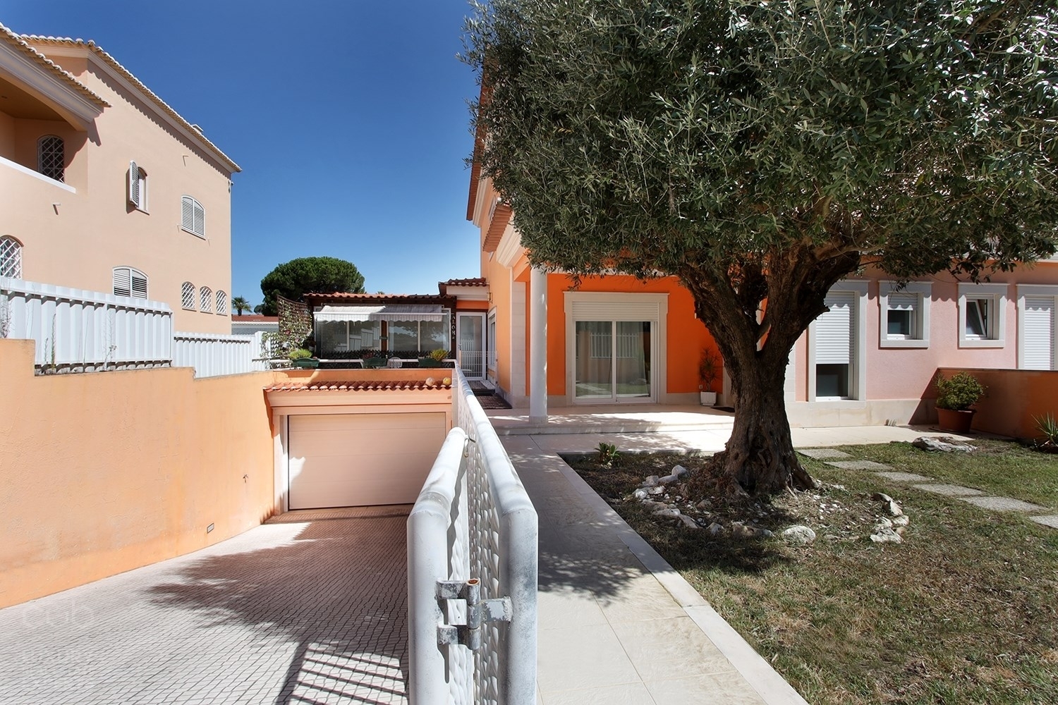  te koop villa Almada Almada 6