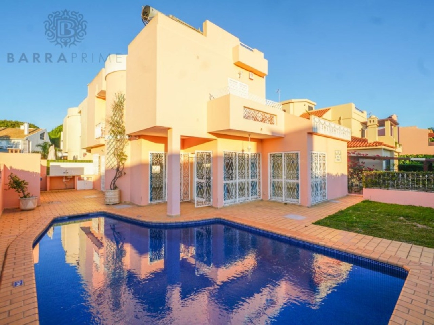  te koop villa Quarteira Loulé 1
