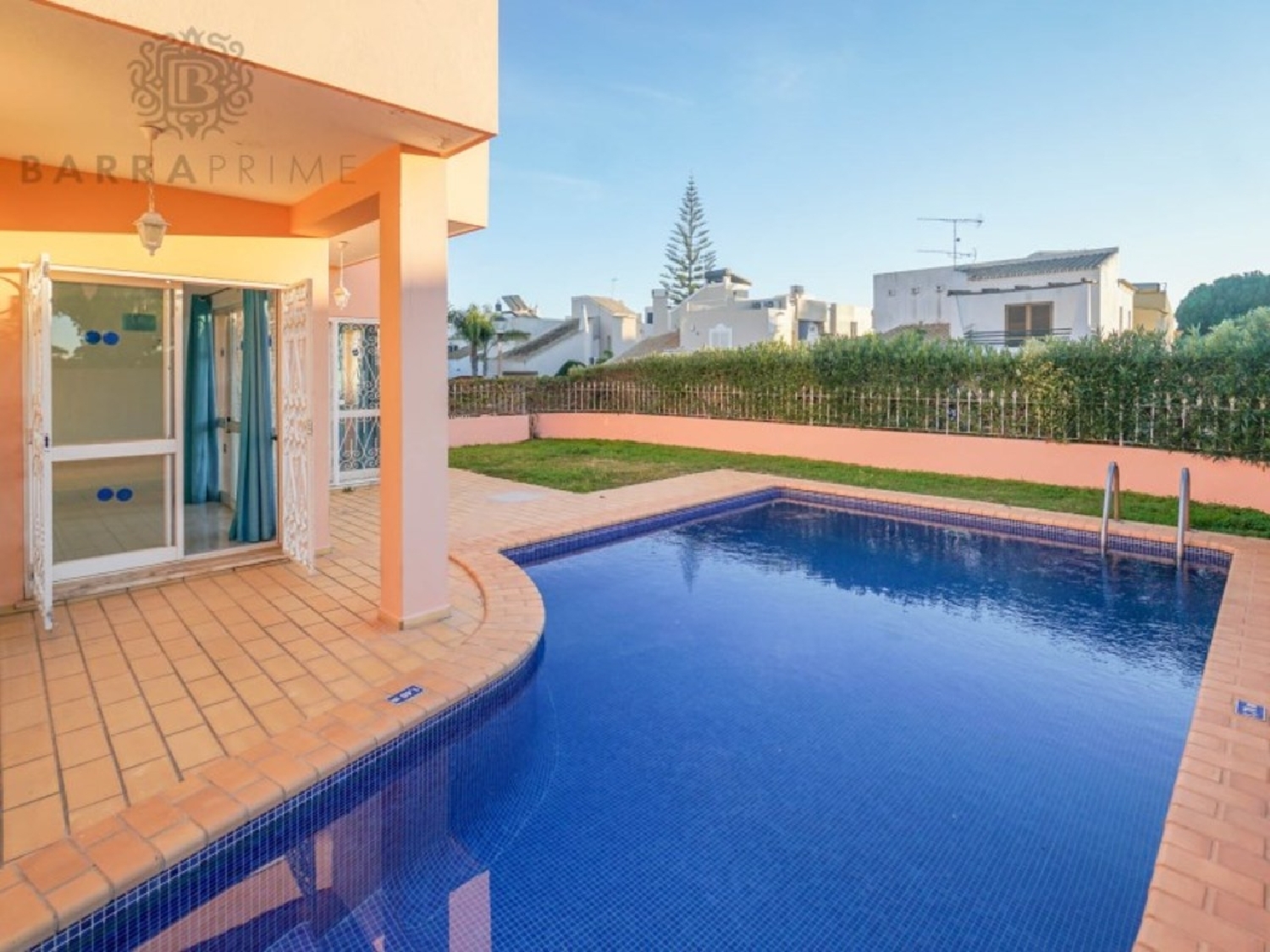  te koop villa Quarteira Loulé 2