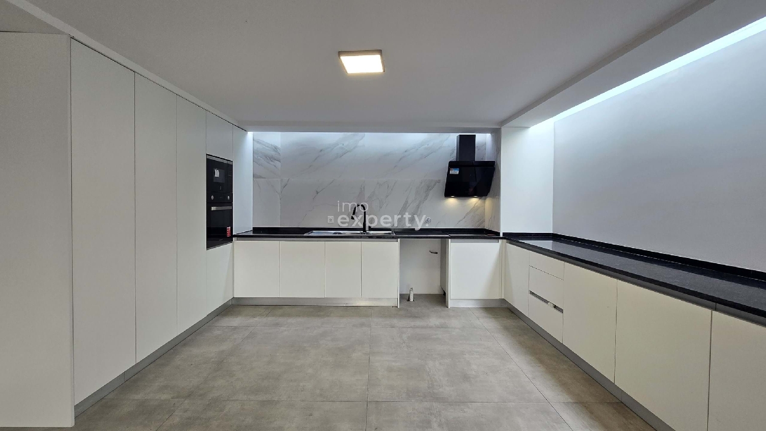  te koop villa Santa Maria da Feira Santa Maria Da Feira 4