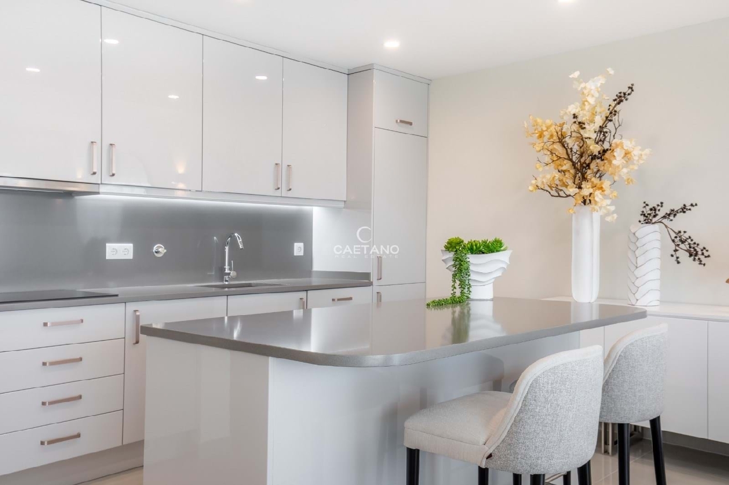  te koop appartement Lagos Lagos 4