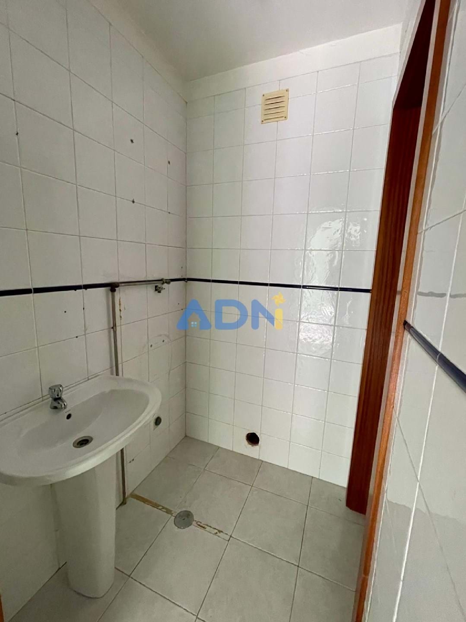  te koop bedrijfsruimte/ kantoor Castelo Branco Castelo Branco 8