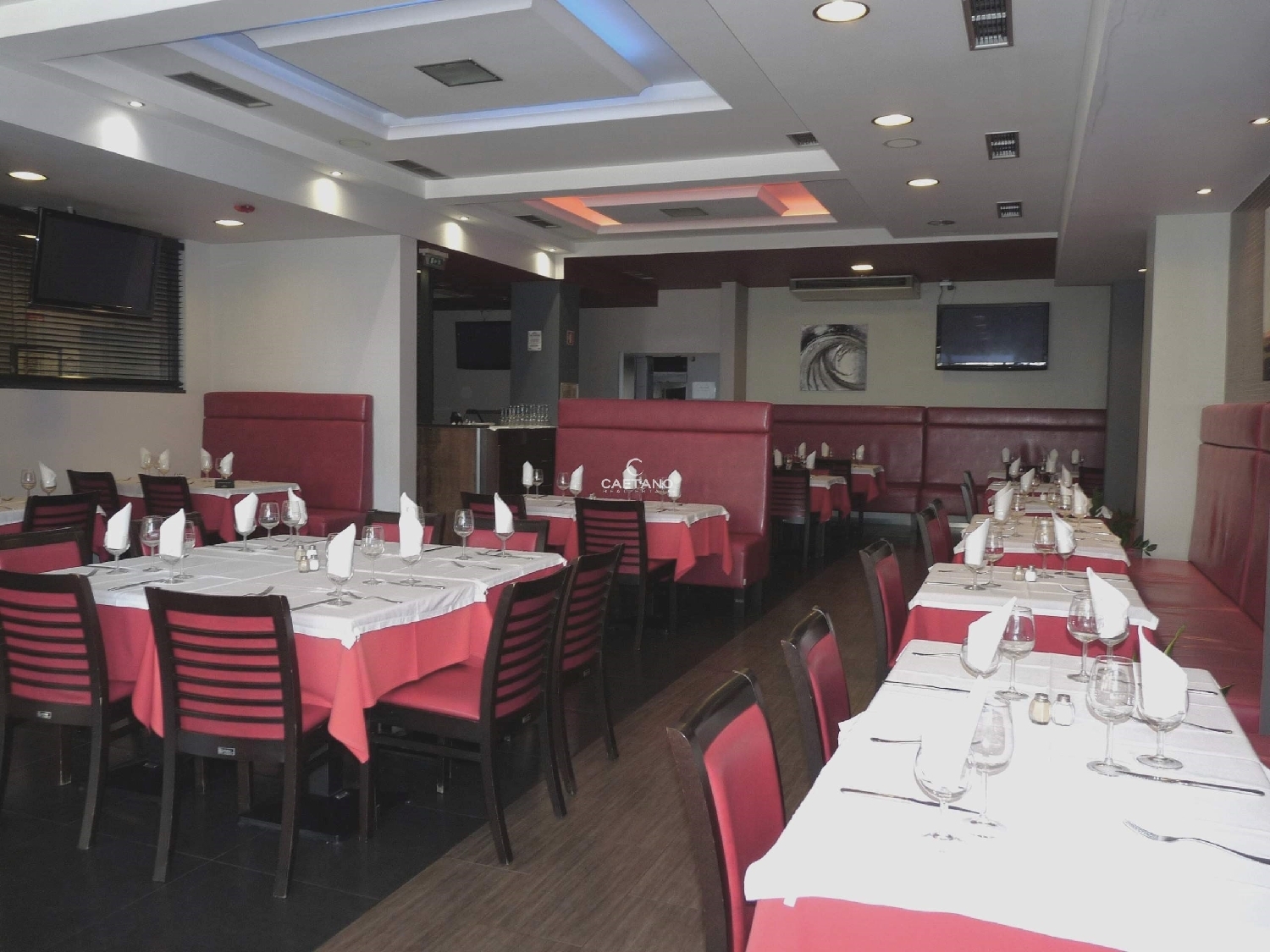  te koop bedrijfsruimte/ kantoor Funchal Funchal 2