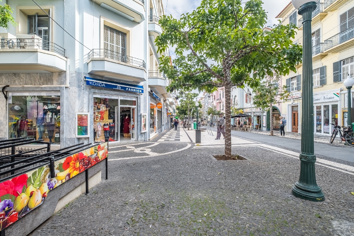  te koop bedrijfsruimte/ kantoor Funchal Funchal 5