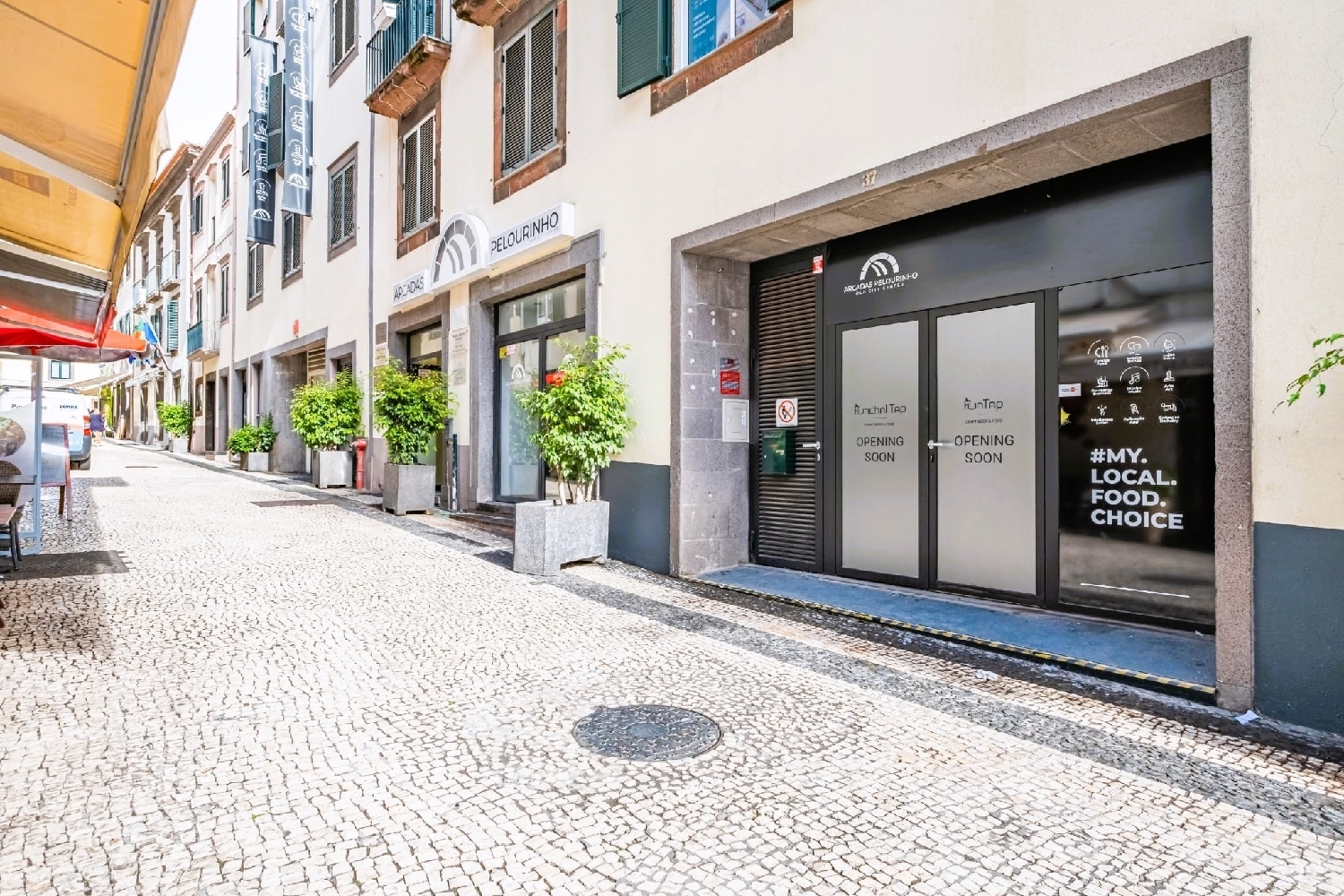  te koop bedrijfsruimte/ kantoor Funchal Funchal 2