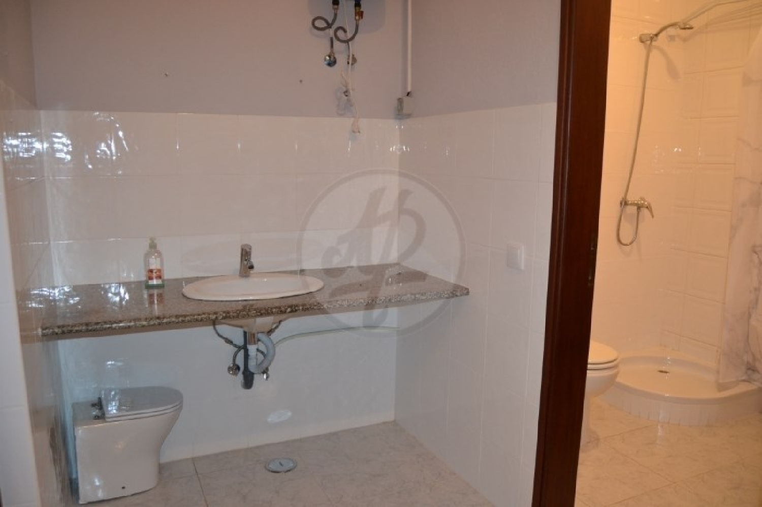  te koop bedrijfsruimte/ kantoor Lagos Lagos 6