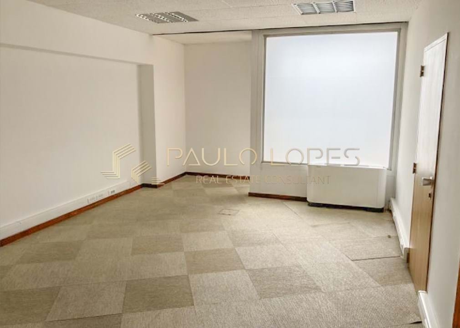  for sale commercial Lisbon Lisbon 6