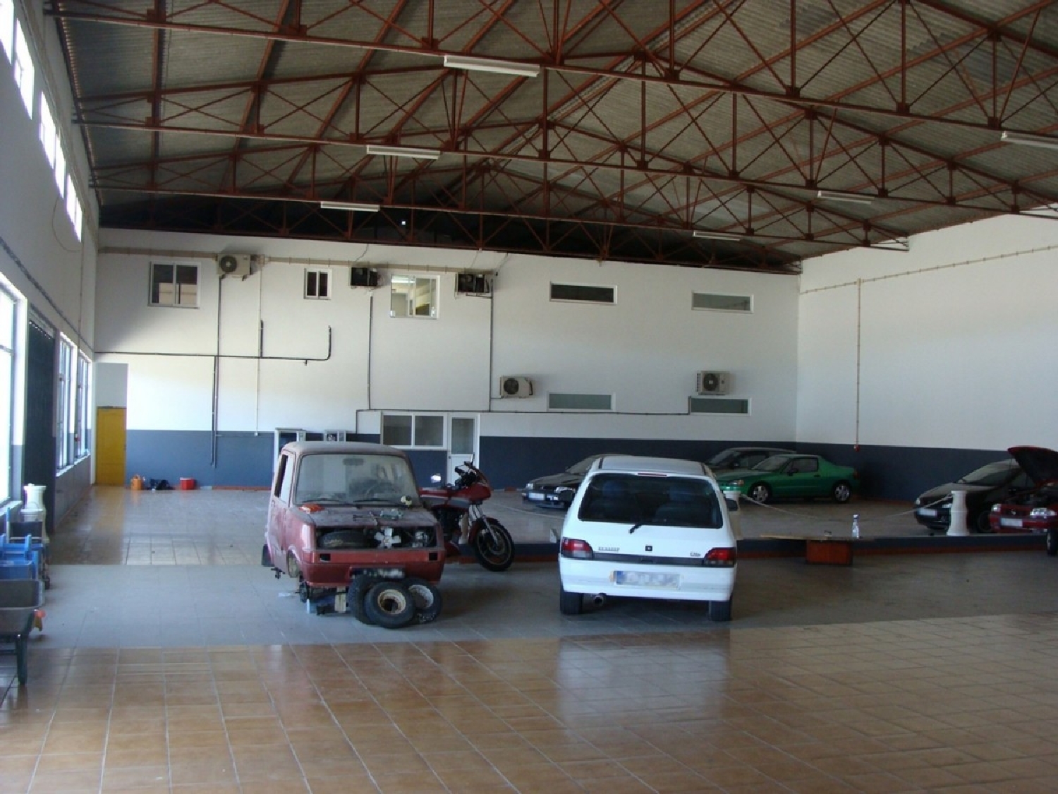  te koop bedrijfsruimte/ kantoor Montalegre Montalegre 1
