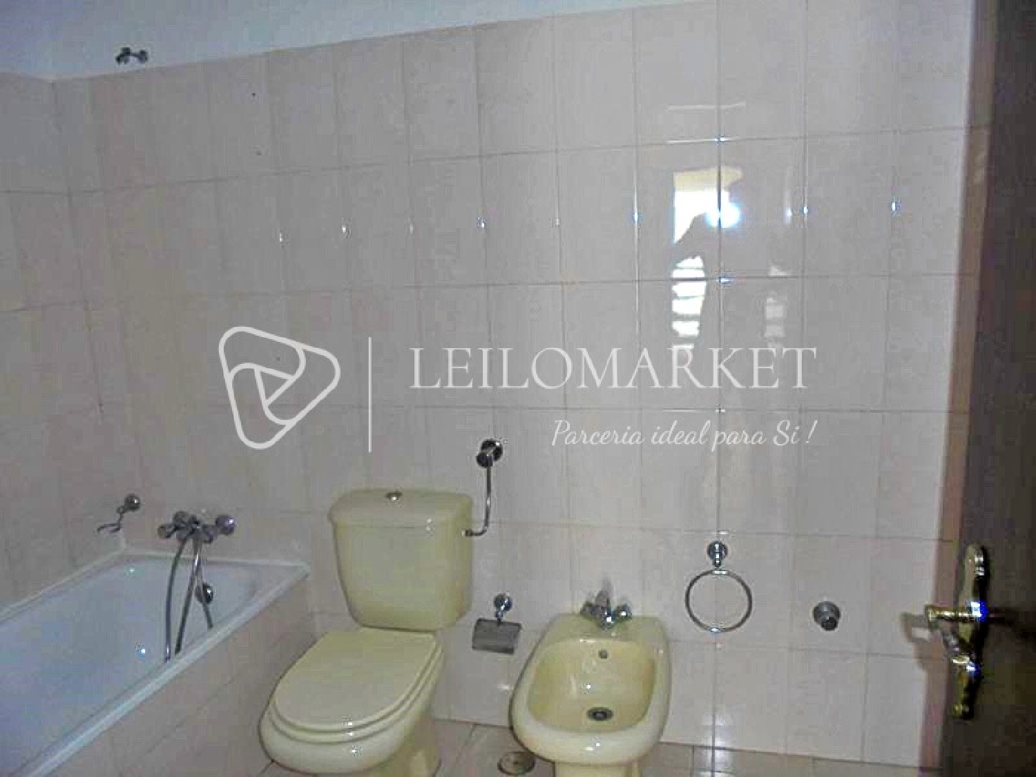  te koop bedrijfsruimte/ kantoor Salgueiro do Campo Castelo Branco 8