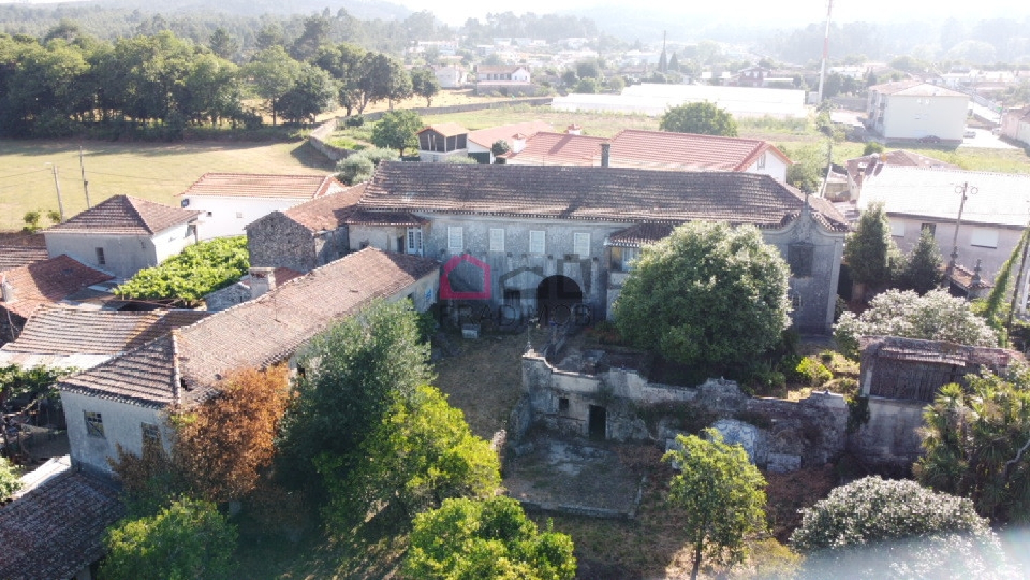 te koop boerderij Macieira de Sarnes Oliveira De Azeméis 2