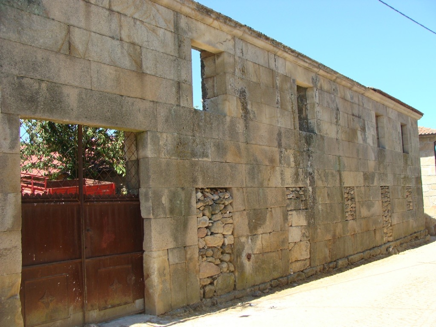 te koop boerderij Redondelo Chaves 2