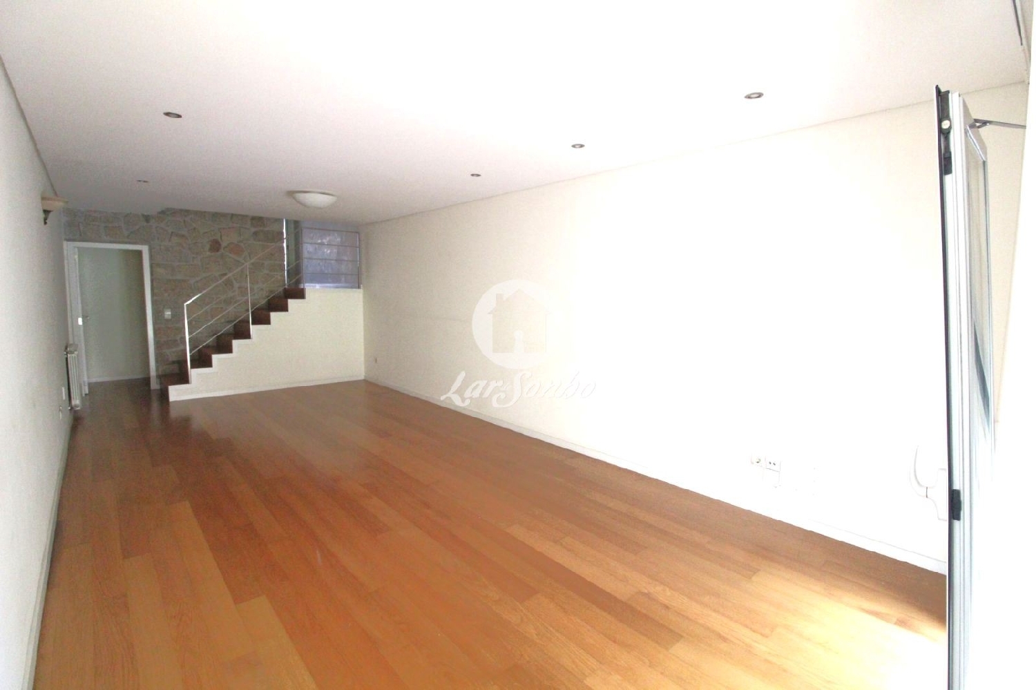 köpa hus Abade de Vermoim Vila Nova De Famalicão 2