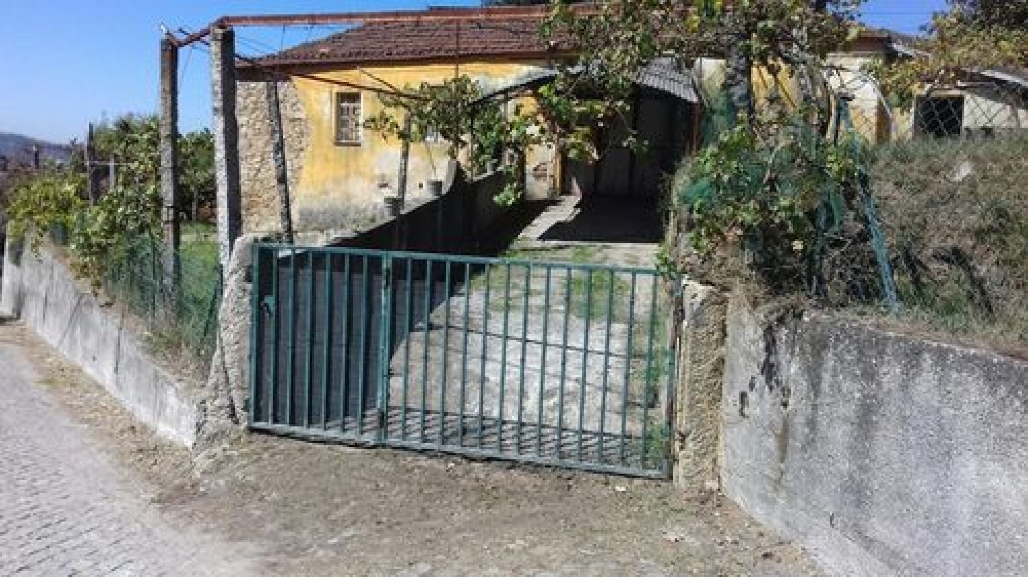 for sale house Gandra Paredes 3