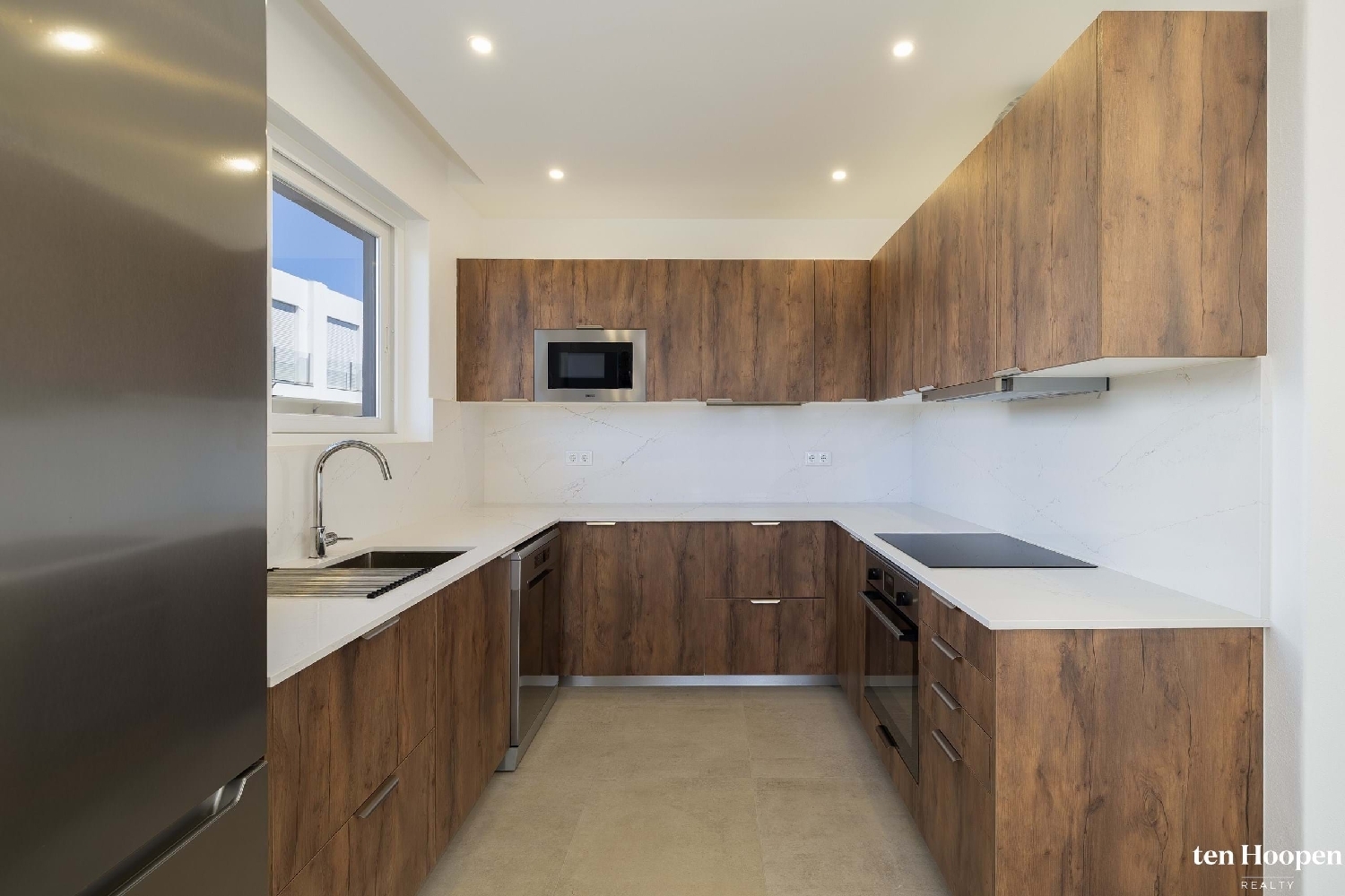  te koop huis Lagos Lagos 4