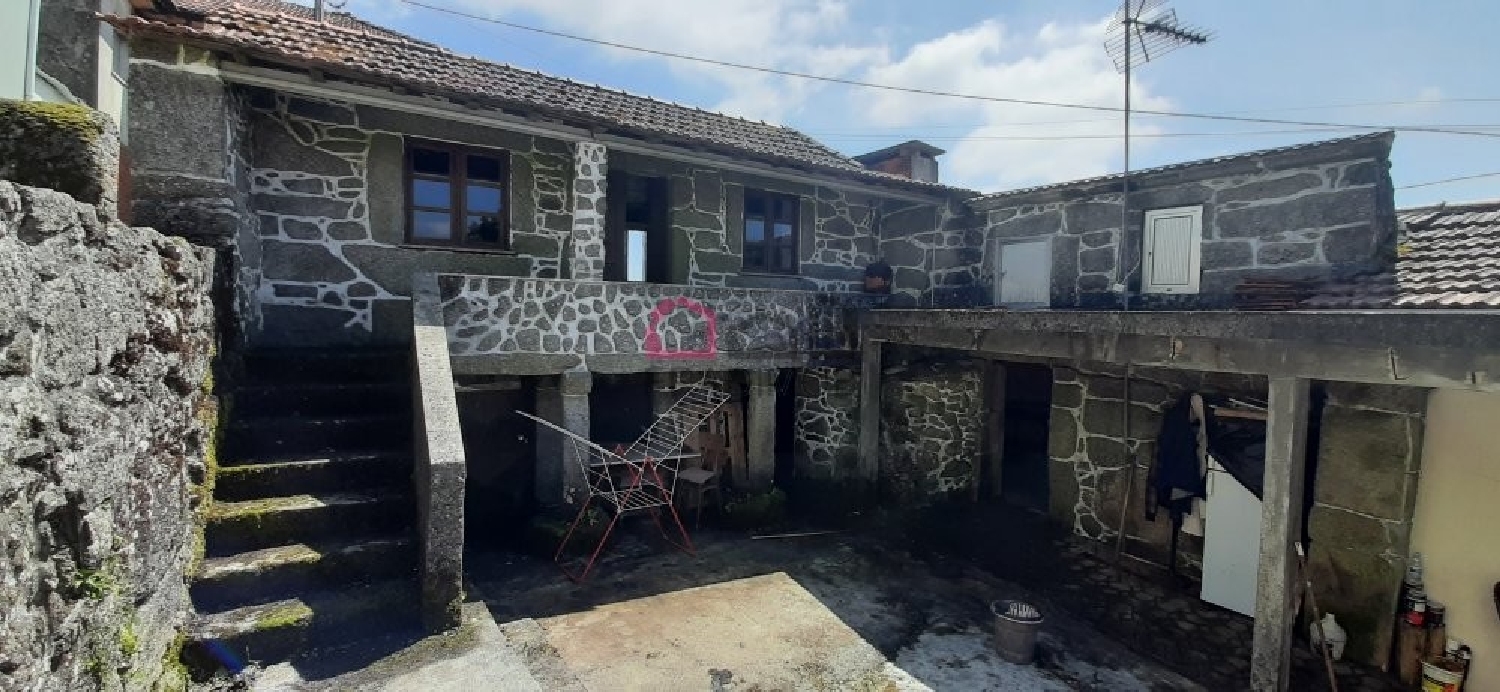 te koop huis Ribeira Castro Daire 2