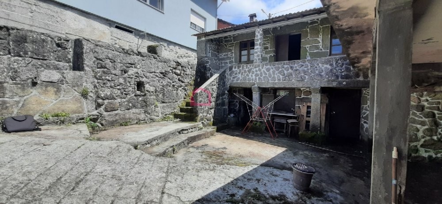  te koop huis Ribeira Castro Daire 4