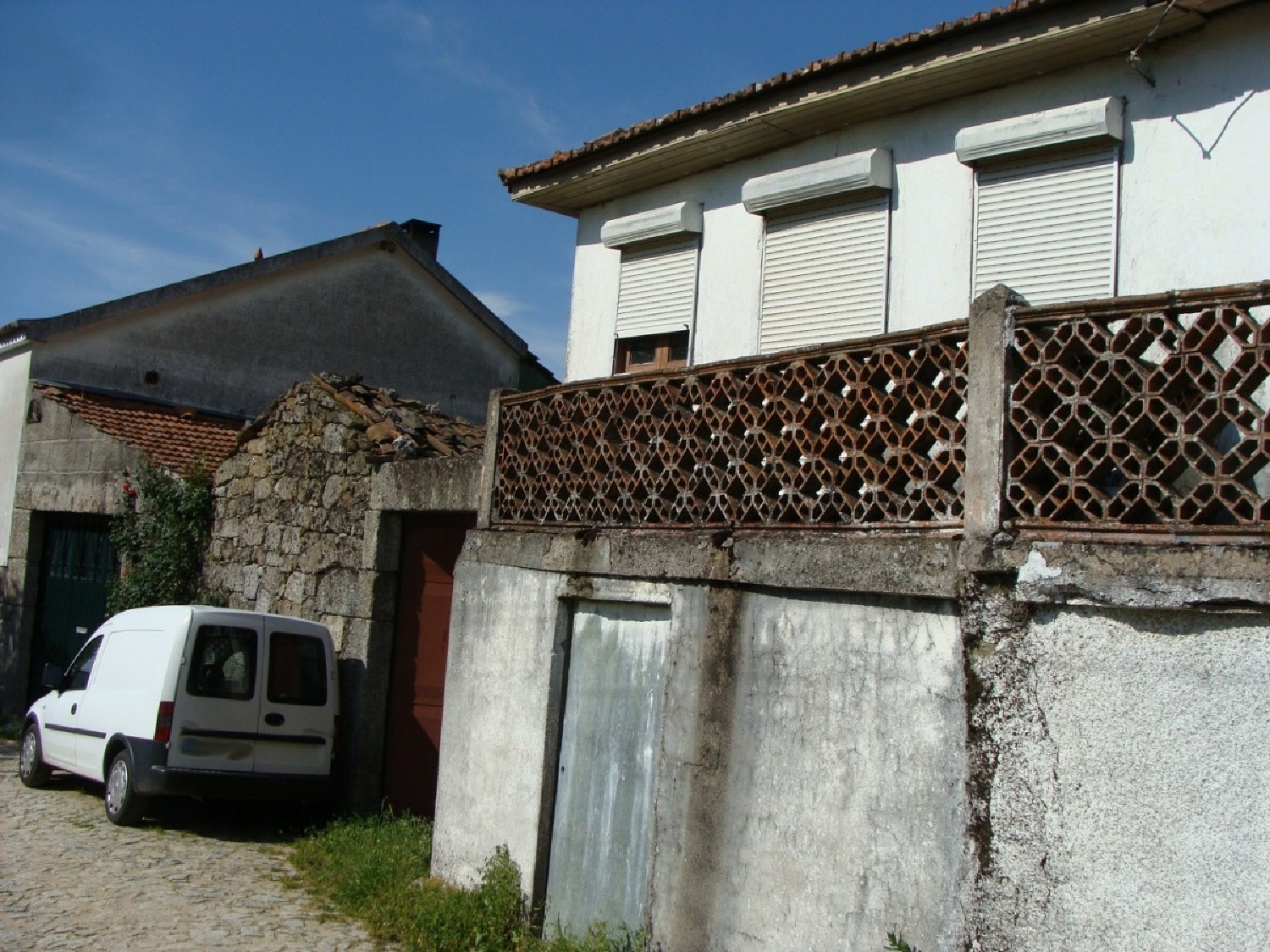 te koop huis Santa Leocádia Chaves 3
