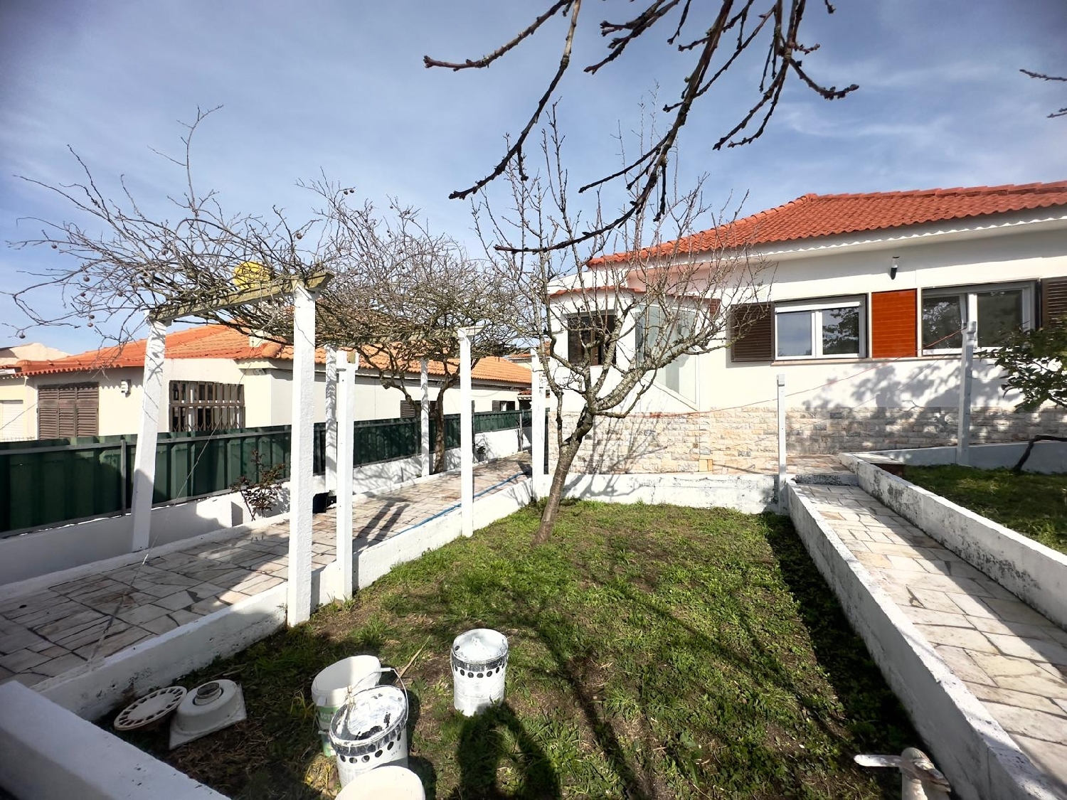  te koop huis Sobreda Almada 5