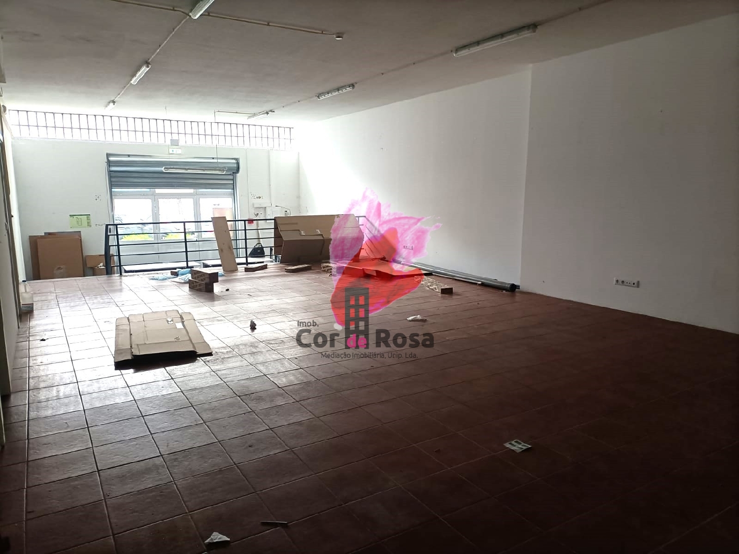à vendre magasin São Paio Vizela Vizela 3