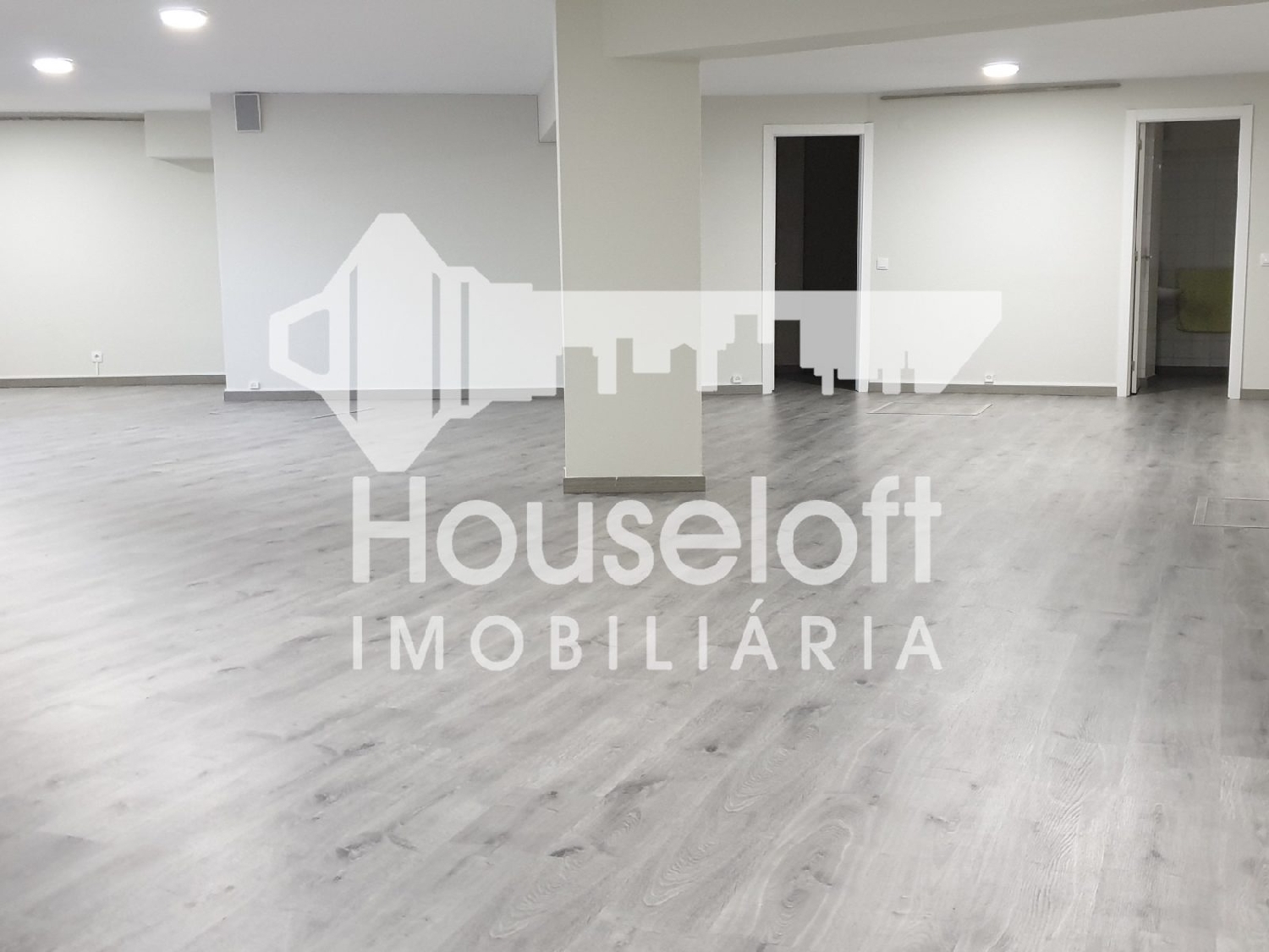  à venda loja Vilar Amarante 5