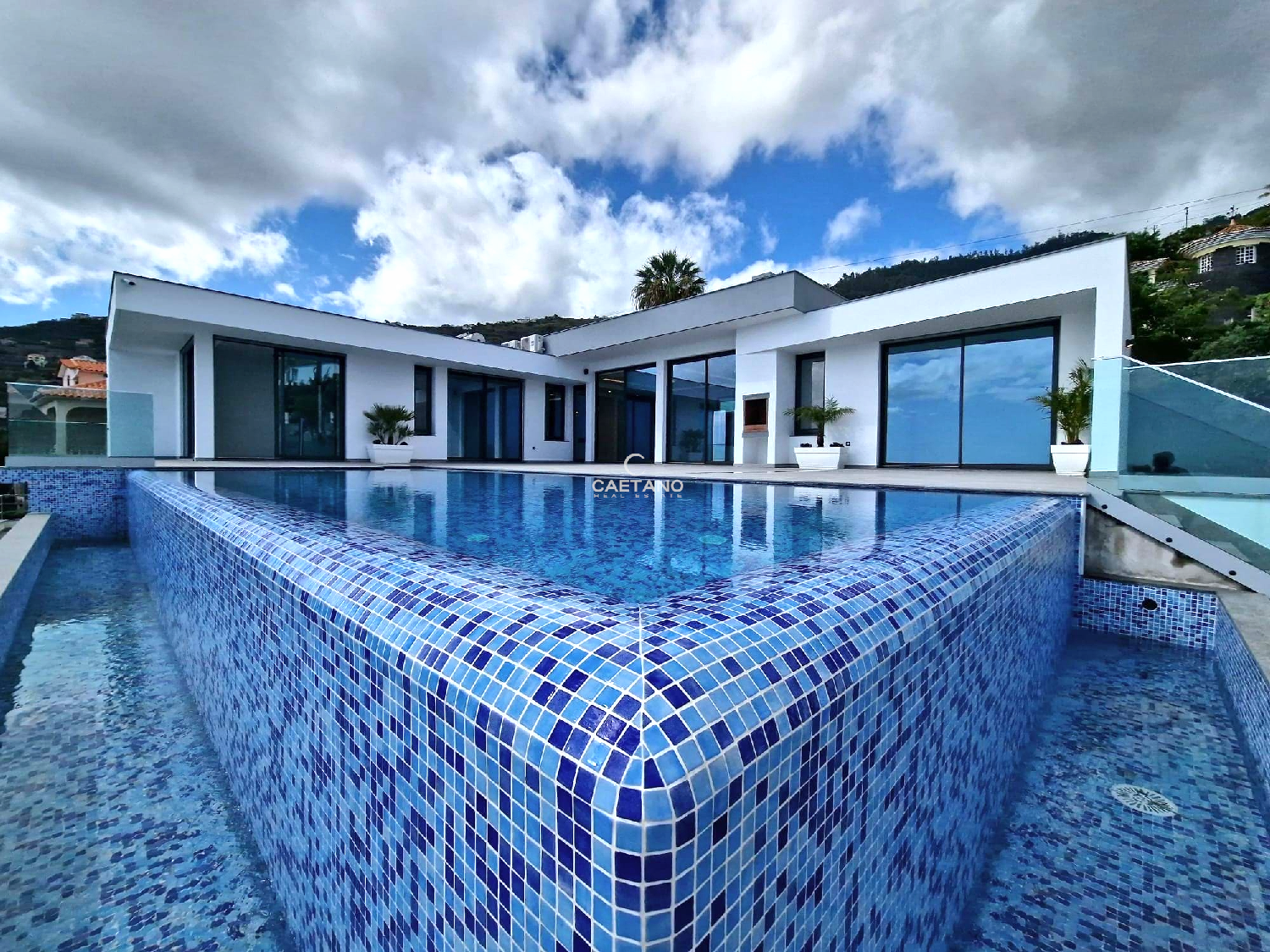  te koop villa Calheta Calheta (Madeira) 3
