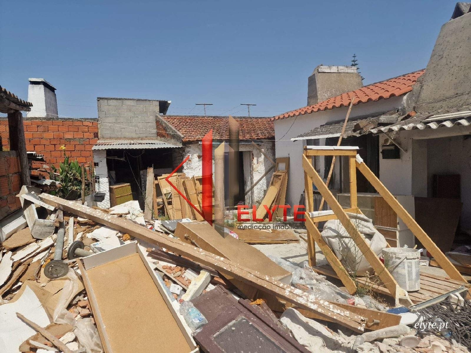  köpa hus Glória do Ribatejo Salvaterra De Magos 4