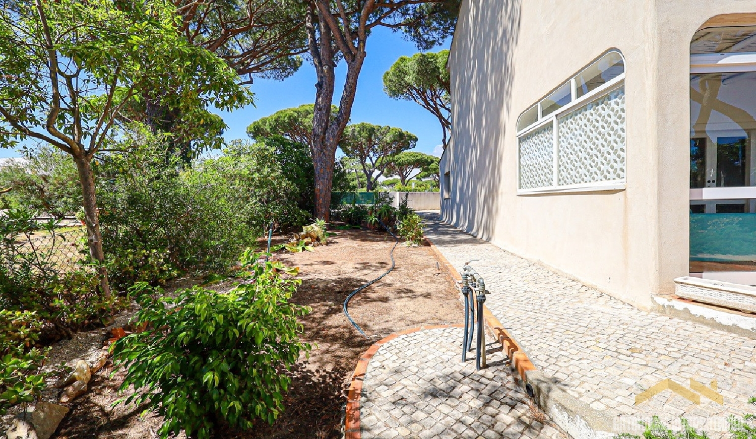  köpa hus Vale do Lobo Tondela 3