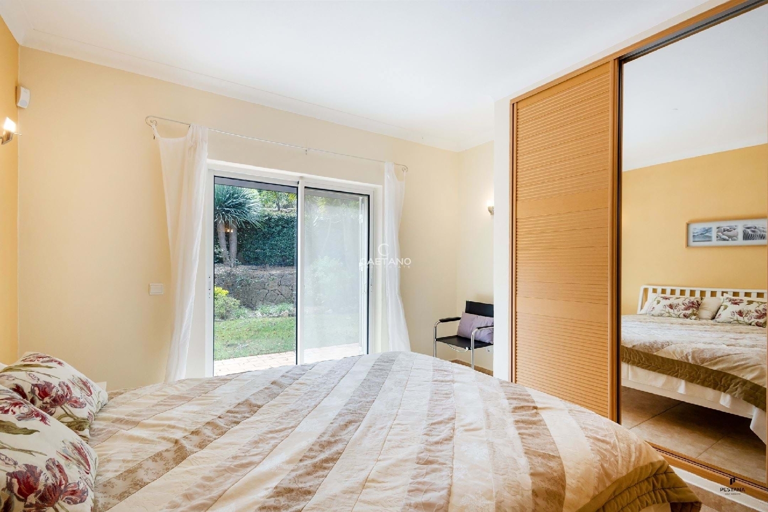  köpa villa Lagoa Santana 8