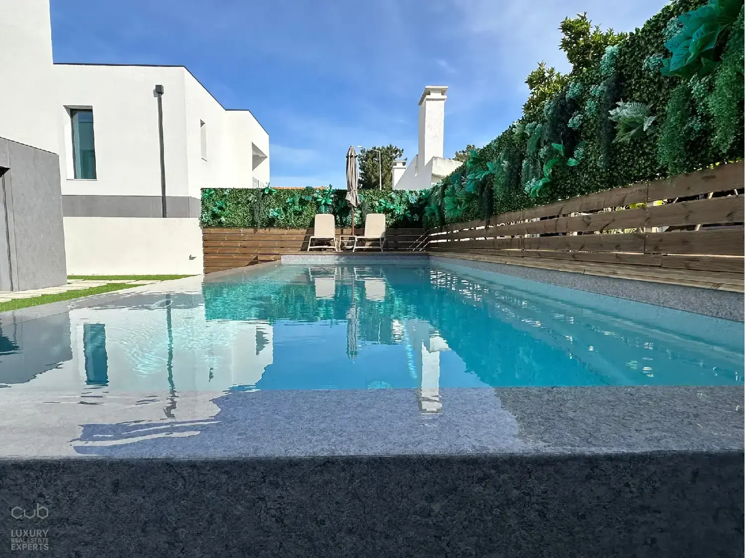  te koop villa Almada Almada 7