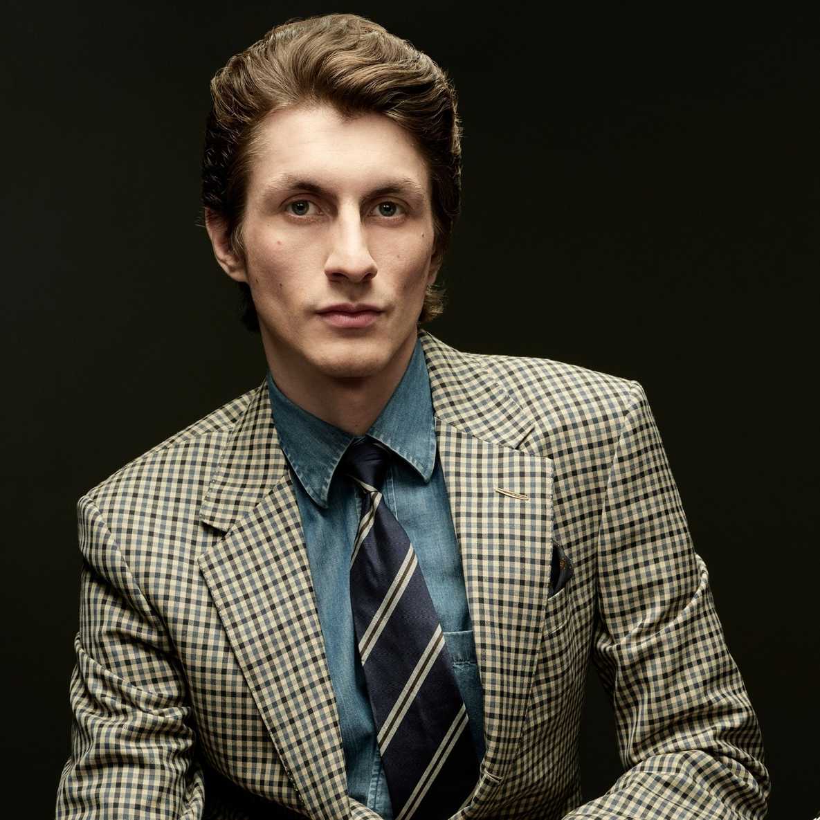 dunhill Autumn Winter 2026: The Blazer, Reconsidered