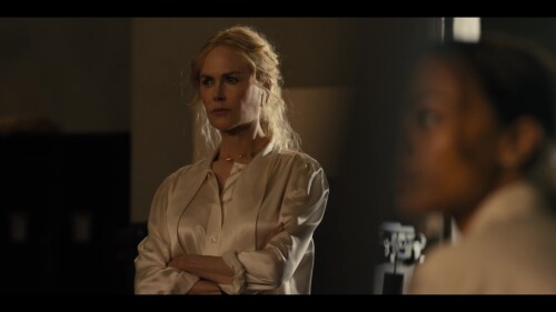 Nicole-Kidman-in-cream-satin-blouse---Lioness-S02E02.mp4