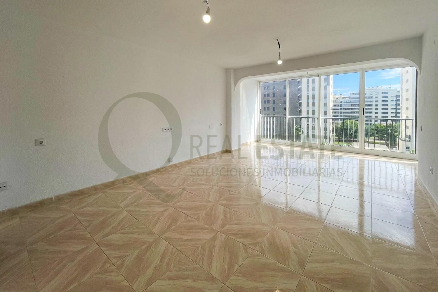  te koop appartement Alicante Centro 03001 Alacantí 2
