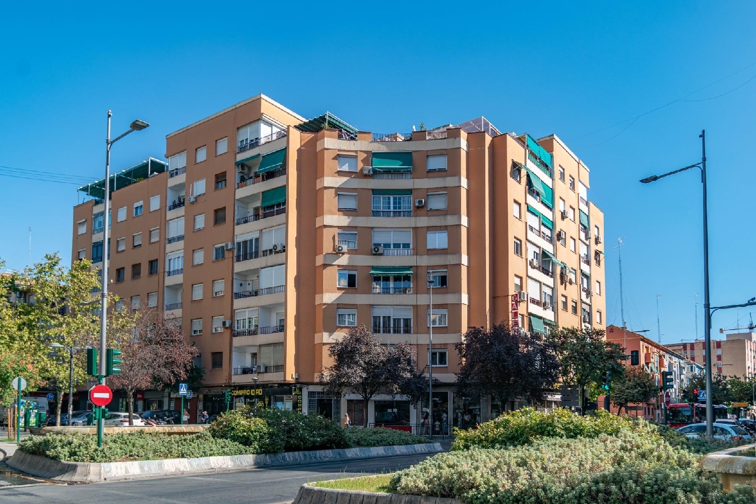 till salu lägenhet Barrio De Granada Alacantí 2