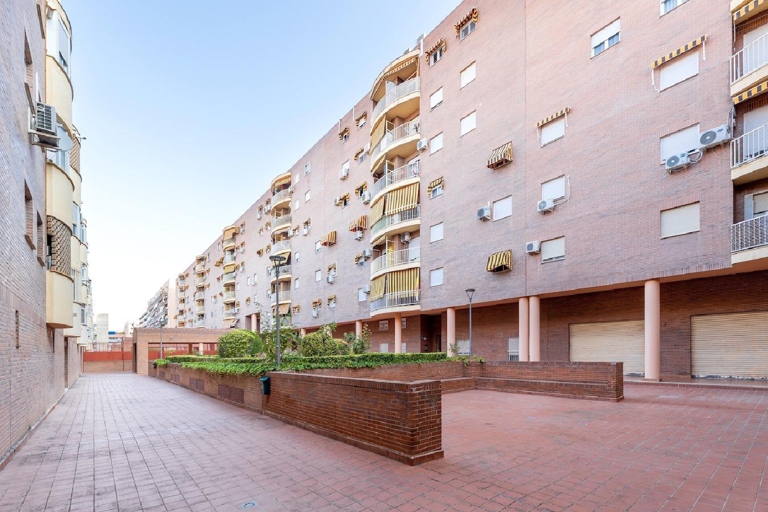  till salu lägenhet Barrio De Granada Alacantí 1