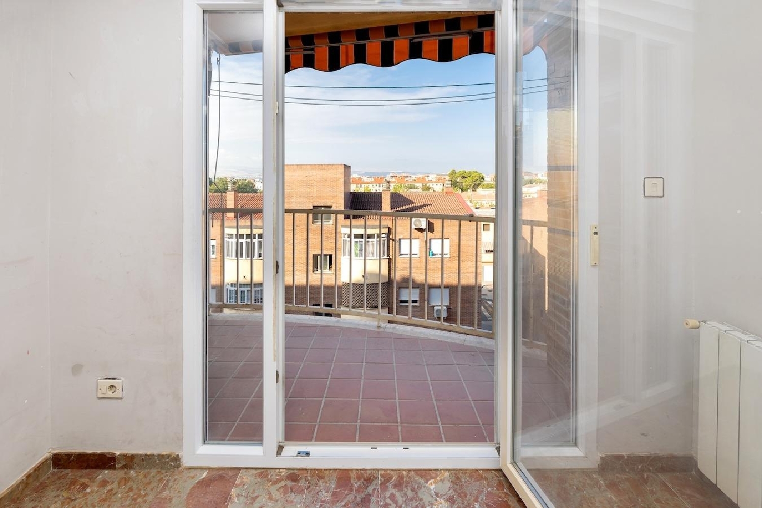  till salu lägenhet Barrio De Granada Alacantí 3