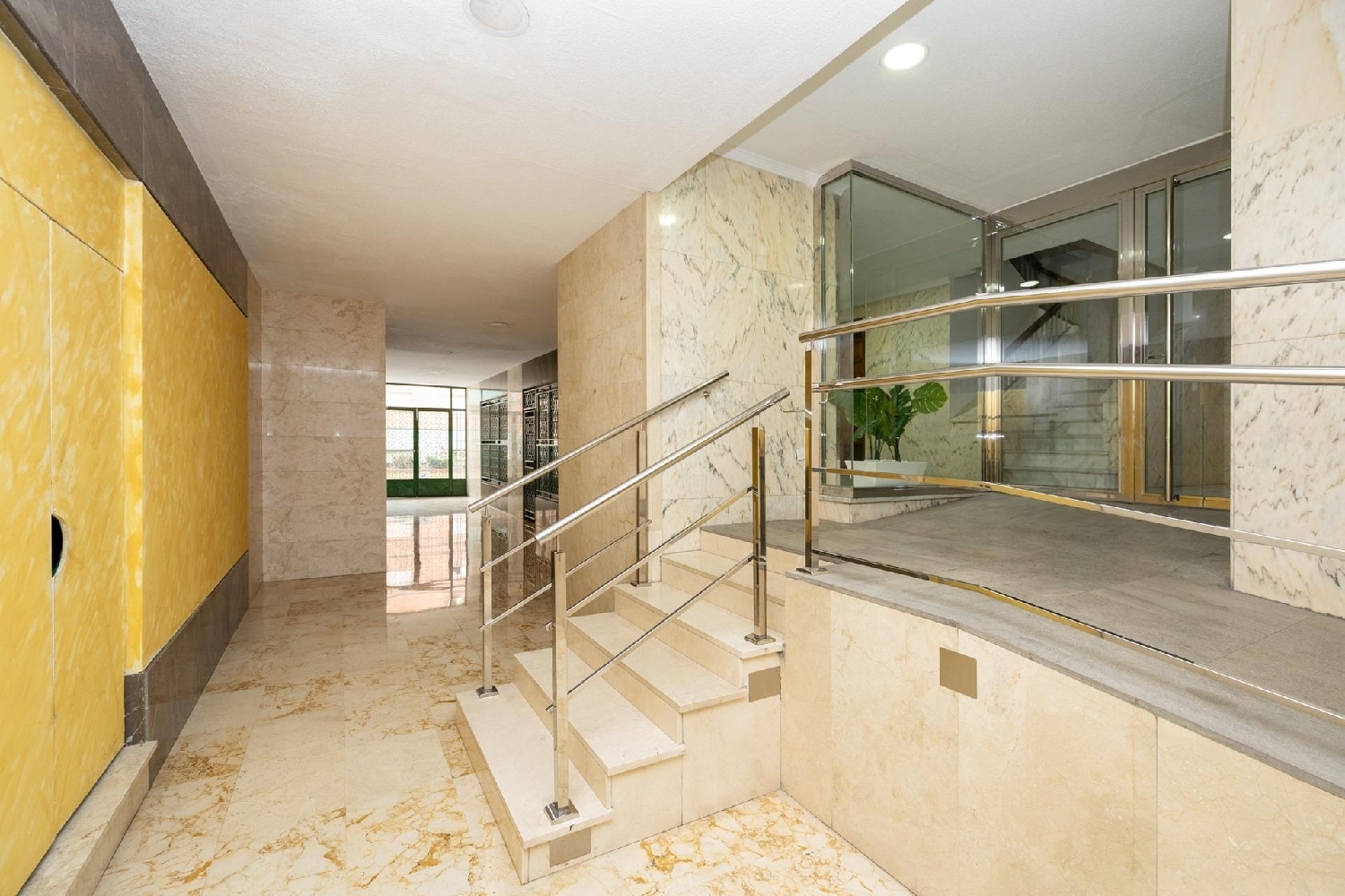  for sale apartment Barrio De Granada Alacantí 4