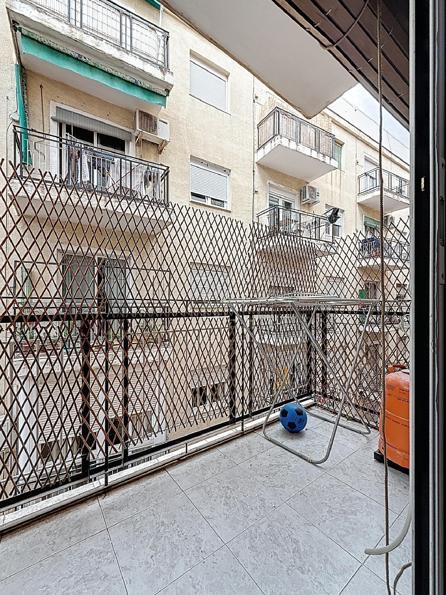 till salu lägenhet Barrio De Granada Alacantí 3