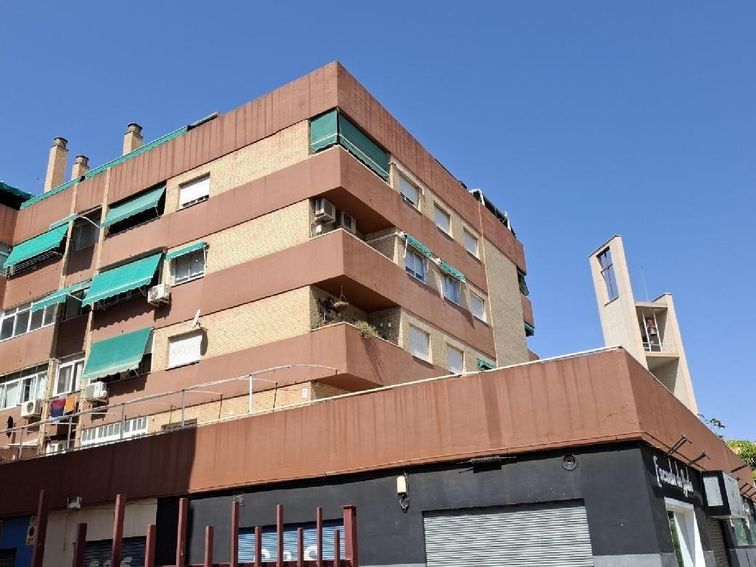 till salu lägenhet Barrio De Granada Alacantí 2