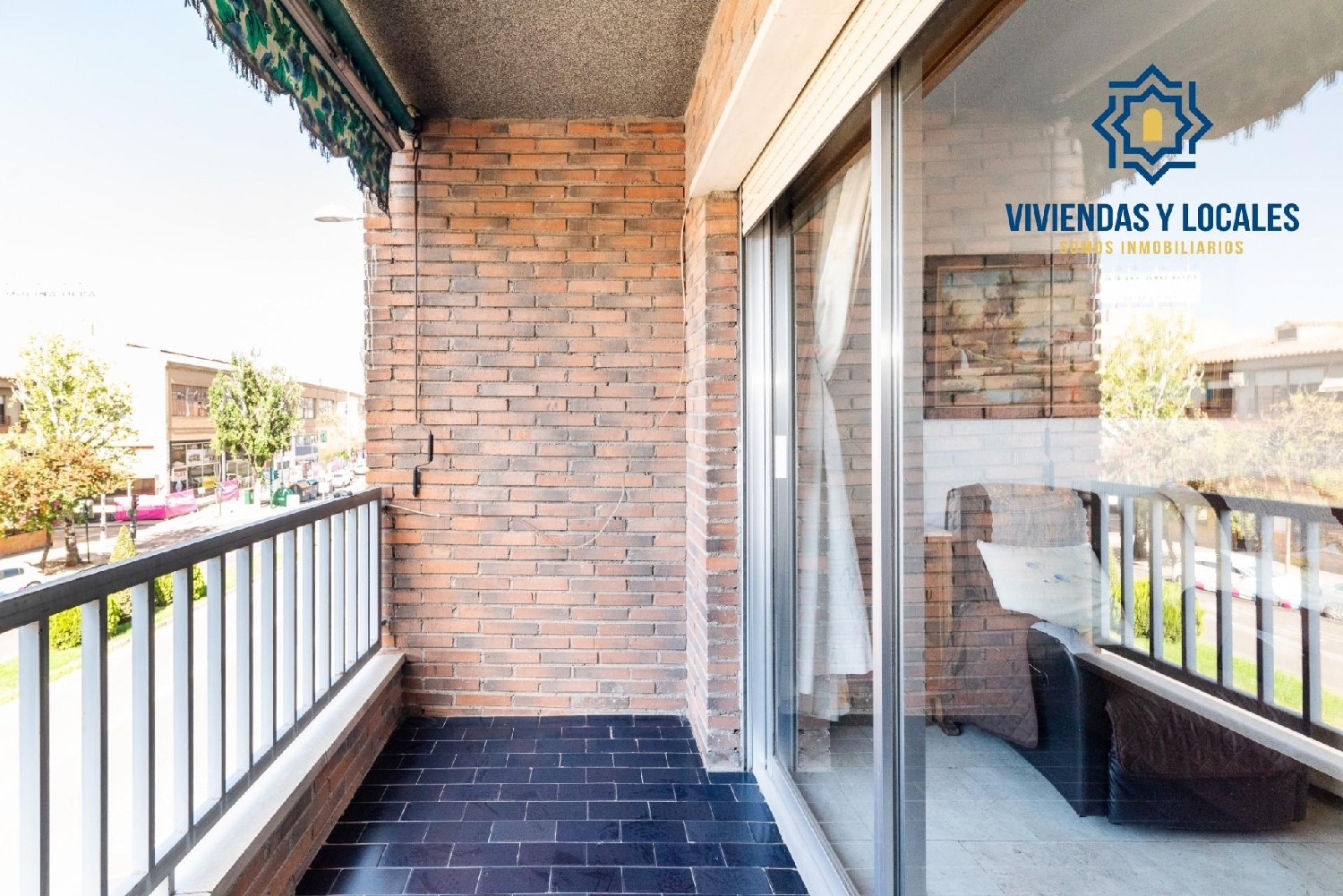 for sale apartment Barrio De Granada Alacantí 2