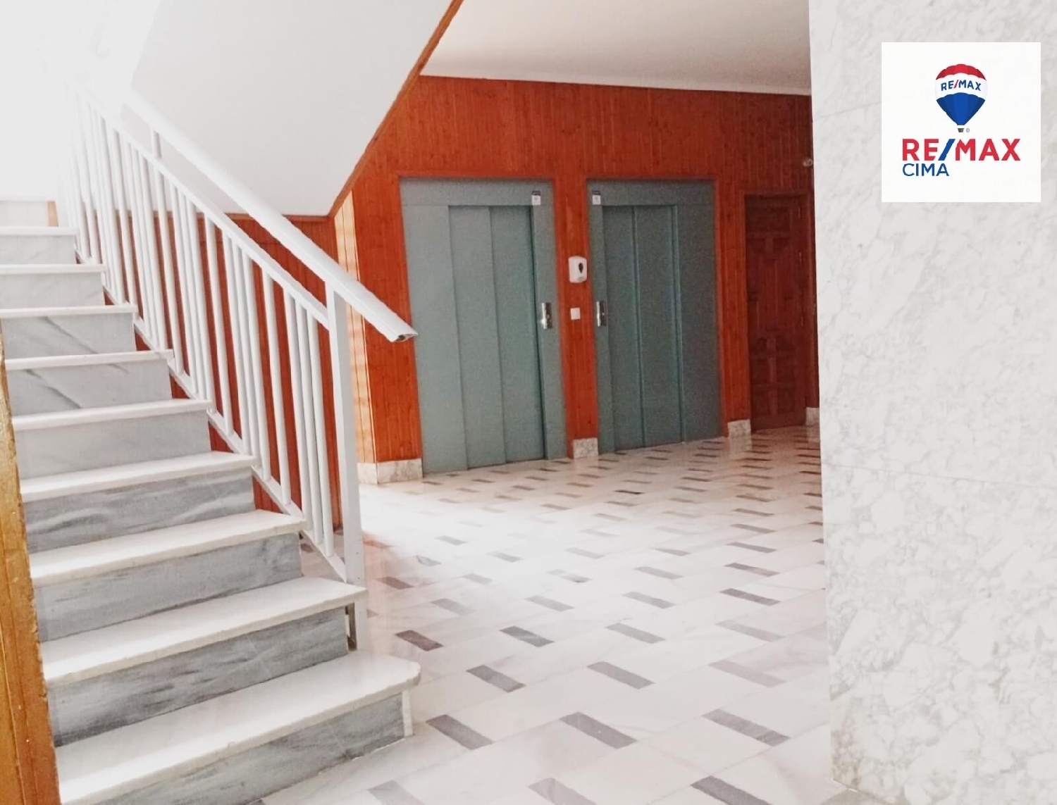  te koop appartement Baza Baza 4