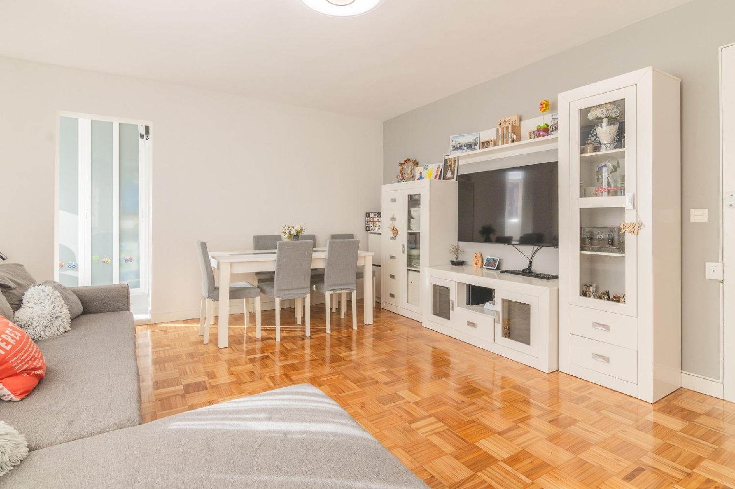  for sale apartment Garinoain Media Oriental 2