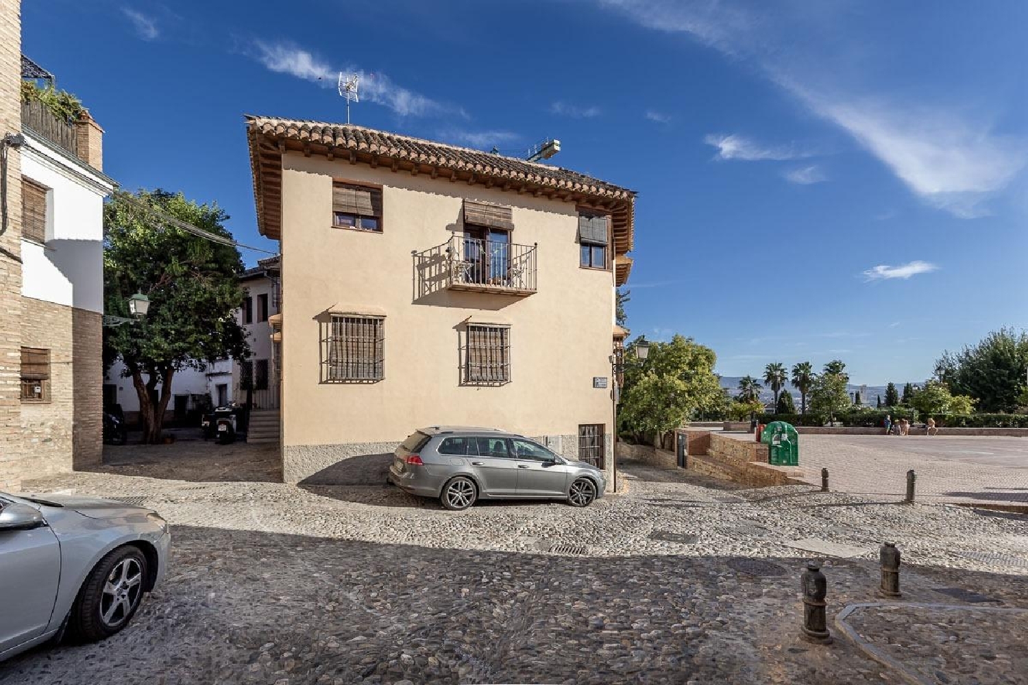  for sale building Barrio De Granada Alacantí 2