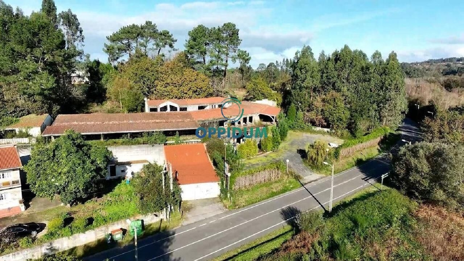  for sale building Cambre Bergantiños 1
