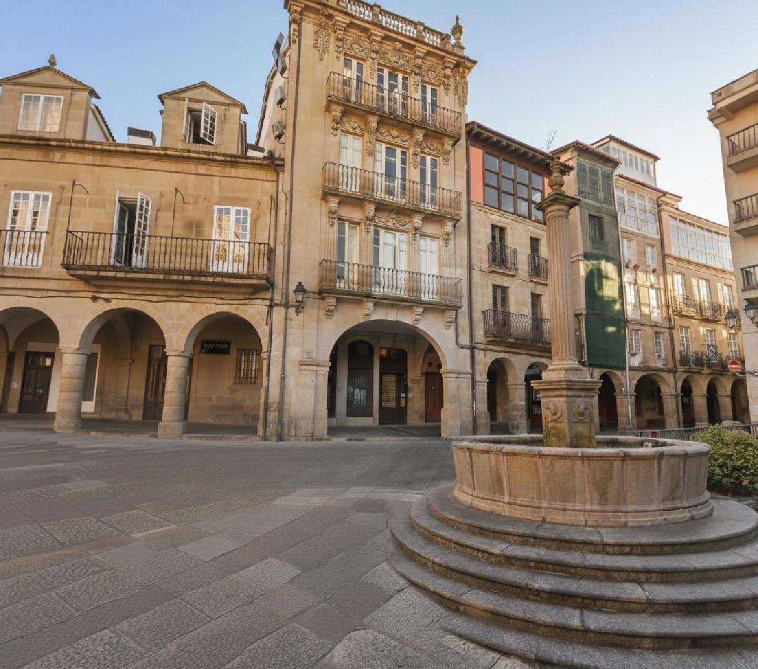  en venta edificio Ourense Casco Antiguo Ourense 2