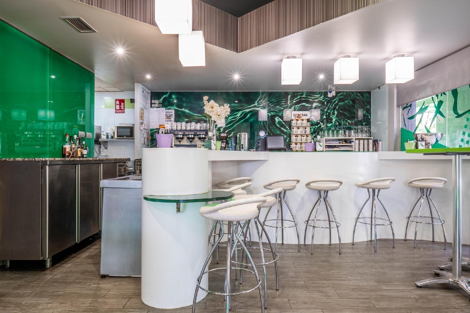  en venta local comercial Barrio De Granada Alacantí 7
